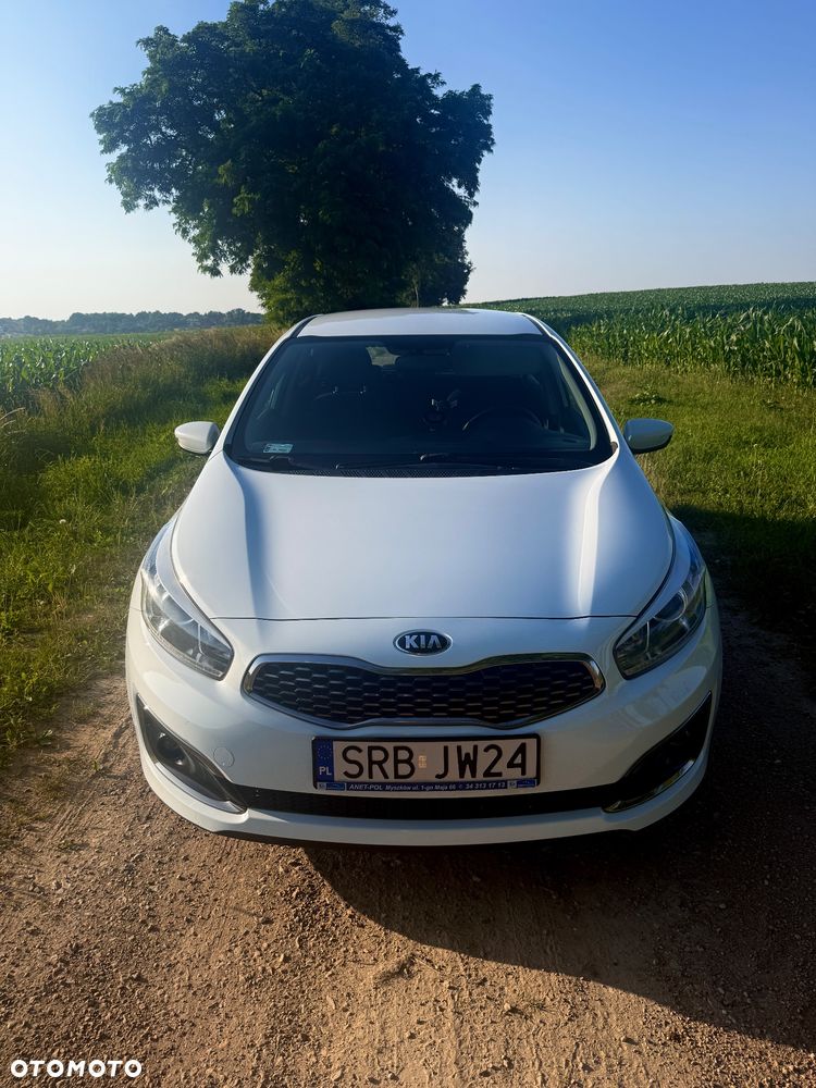 Kia Ceed 1.4 L - 1