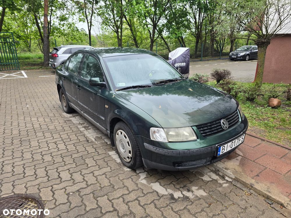 Volkswagen Passat 1.9 TDI Highline - 5