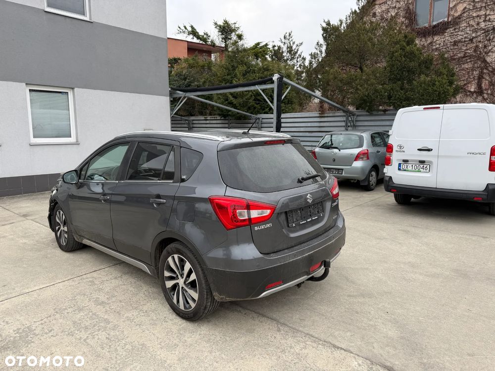 Suzuki SX4 S-Cross 1.4 T Elegance Sun 4WD - 3