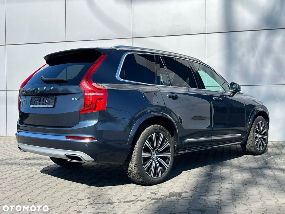 Volvo XC 90 - 8