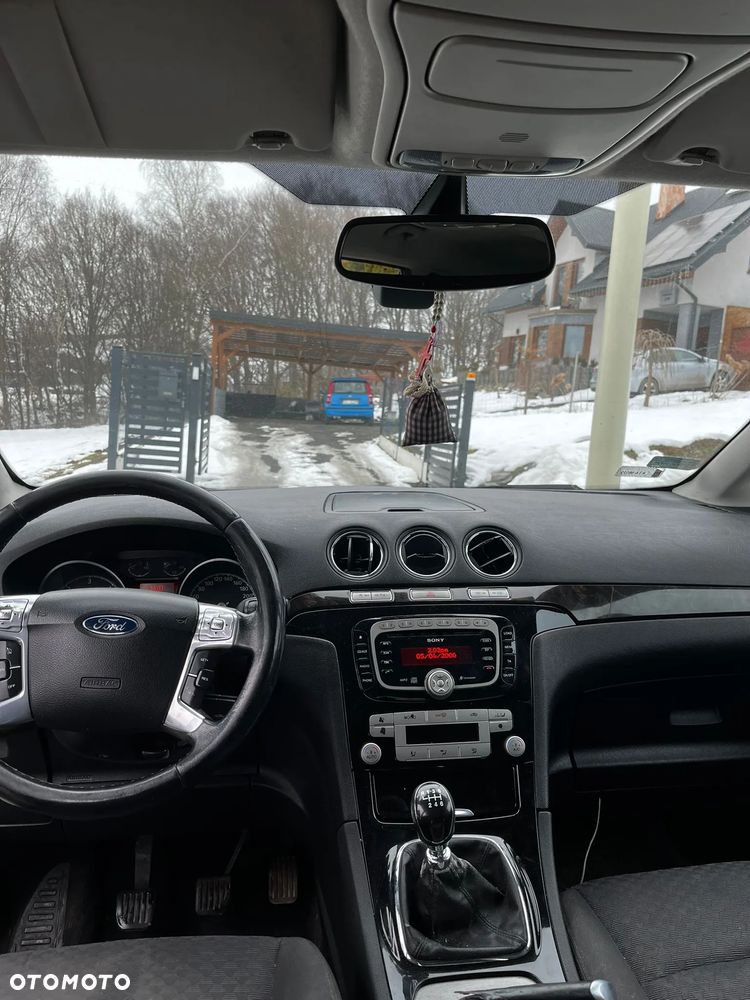 Ford Galaxy 2.0 TDCi Ghia - 8