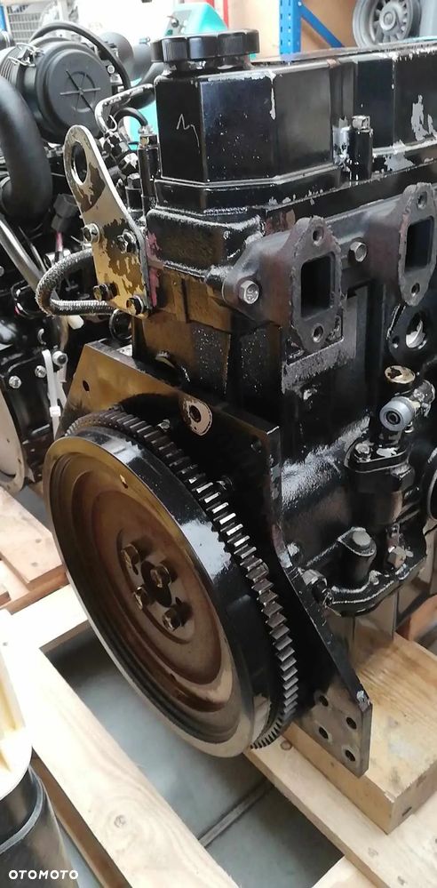 SILNIK Mitsubishi S4Q2 S4Q 32.8 kW 2,5L 12601 netto - 7