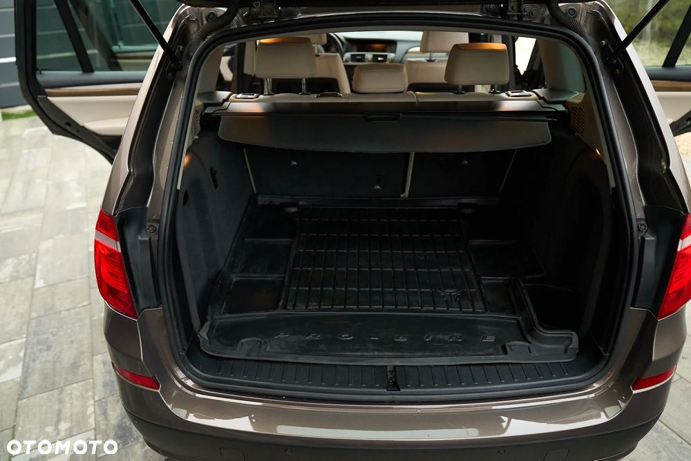 BMW X3 xDrive35i - 33