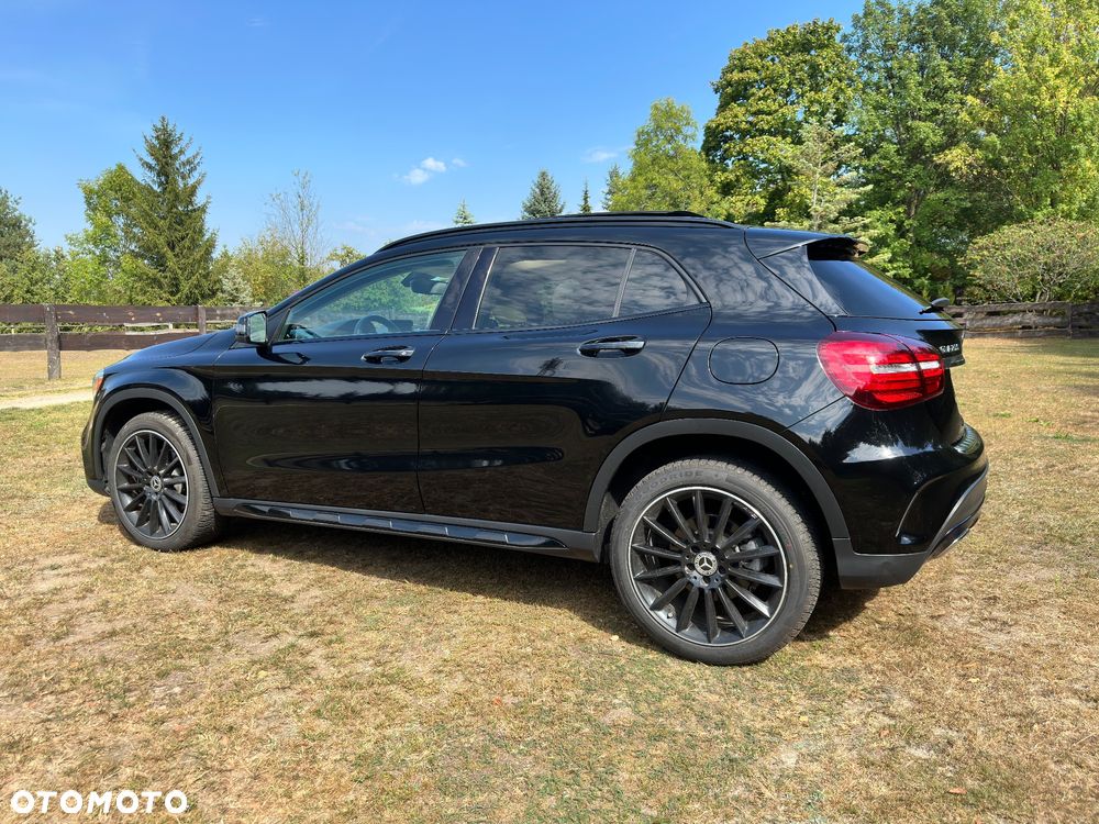 Mercedes-Benz GLA 250 4-Matic AMG Line - 7