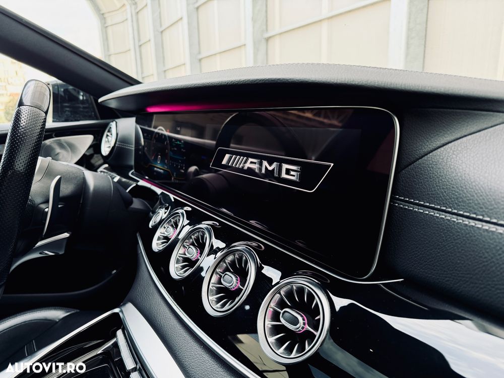 Mercedes-Benz AMG GT 4-door Coupe - 38