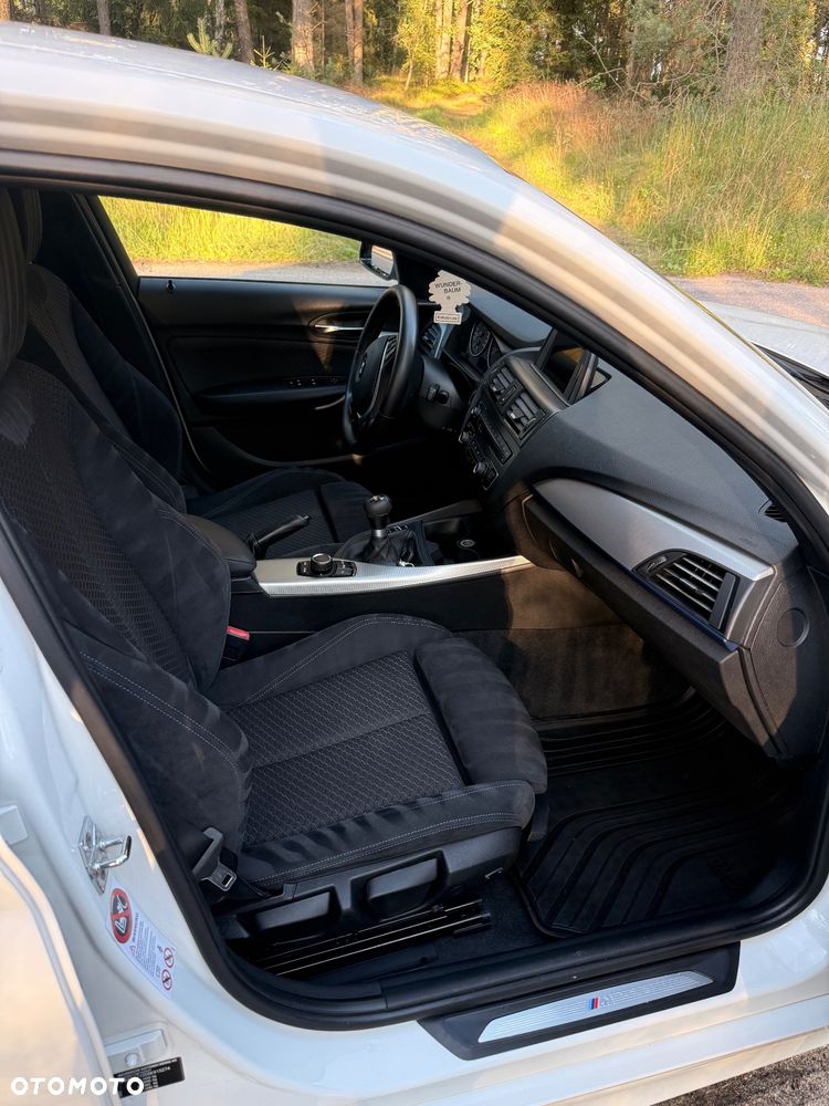 BMW Seria 1 116i - 12