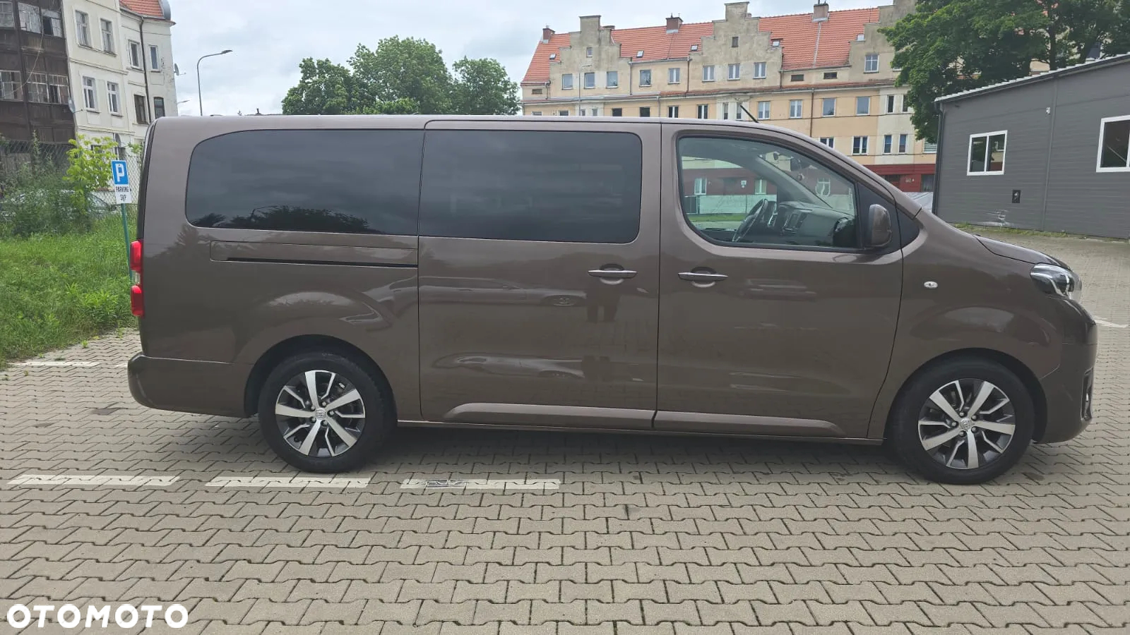 Toyota Proace Verso 2.0 D4-D Long Family - 4