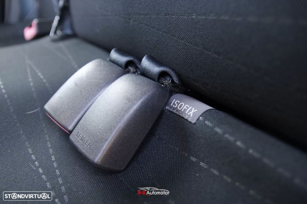 Toyota Yaris 1.4 D-4D Comfort+AC - 17