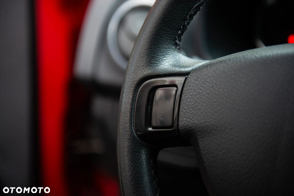 Dacia Sandero TCe 90 Celebration - 32