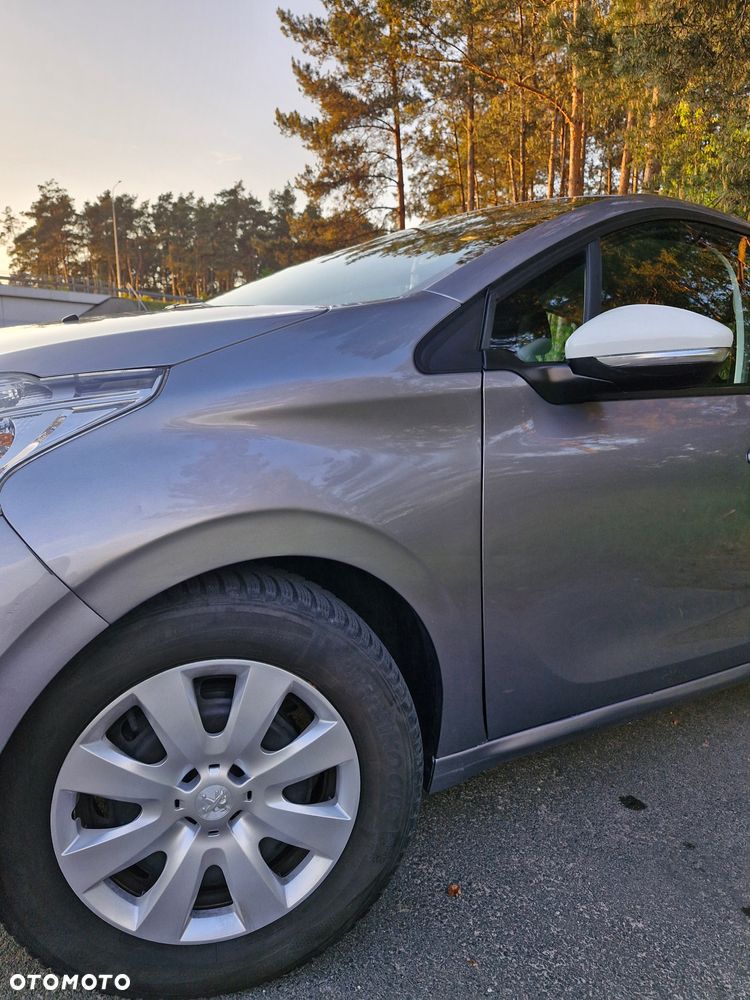 Peugeot 208 - 7