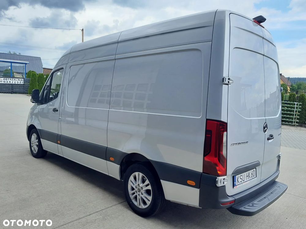 Mercedes-Benz SPRINTER - 7