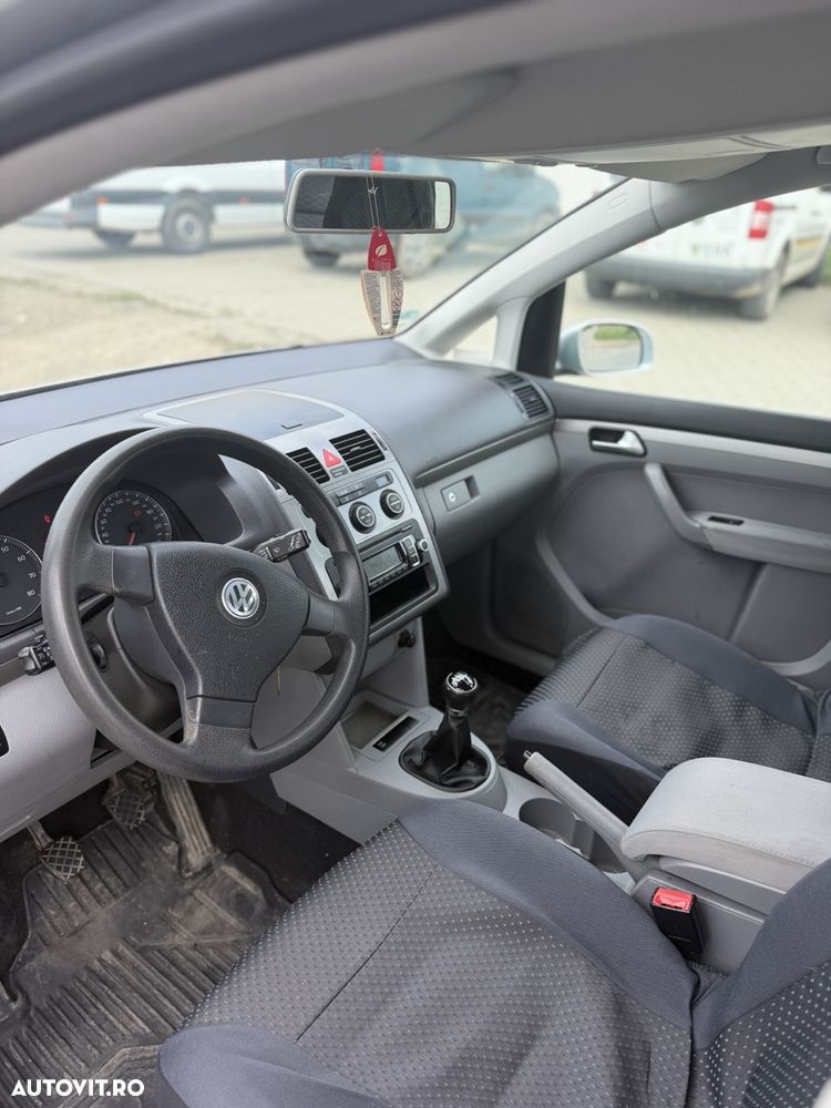 Volkswagen Touran 1.6 Trendline - 7