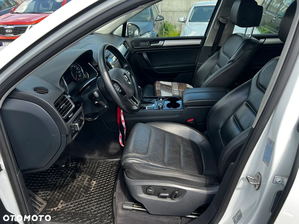 Volkswagen Touareg 3.0 V6 TDI Blue Motion DPF Automatik - 14
