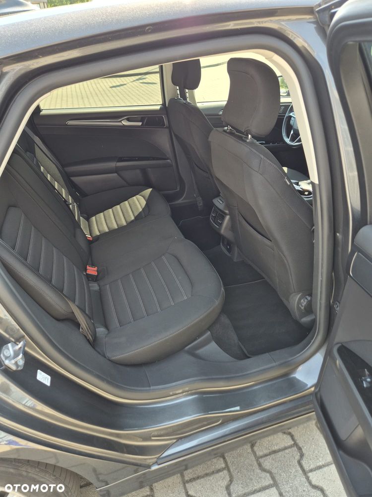 Ford Mondeo 2.0 EcoBlue Titanium - 13