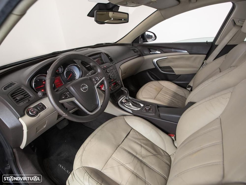 Opel Insignia - 8