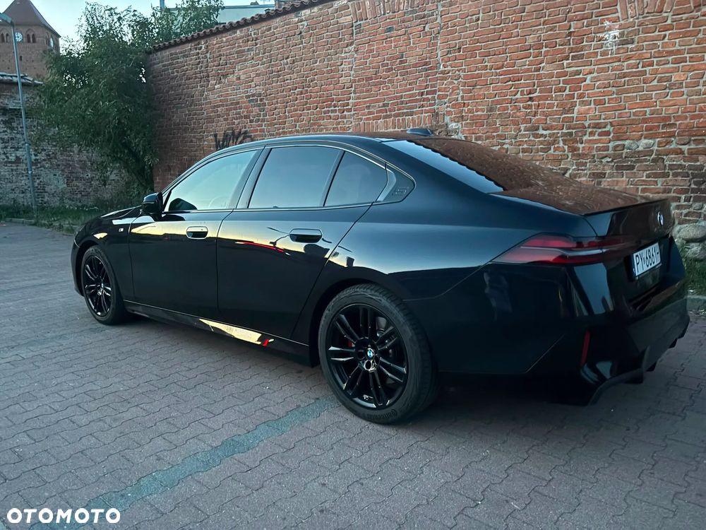 BMW Seria 5 520d mHEV M Sport - 4