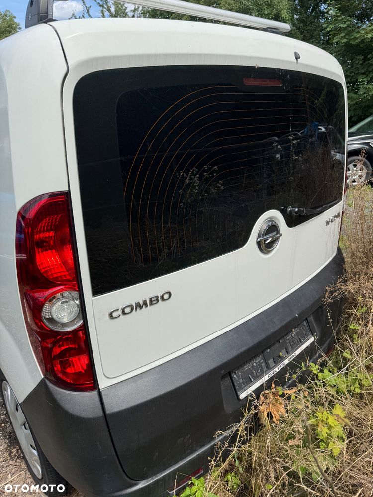 Opel Combo - 17