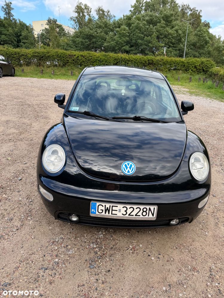 Volkswagen New Beetle - 2