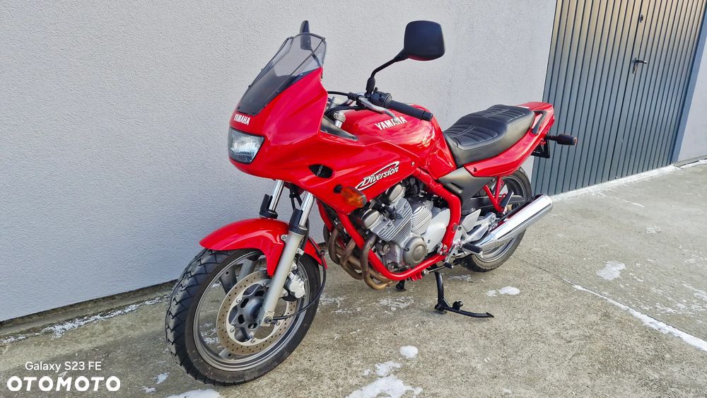 Yamaha XJ - 3