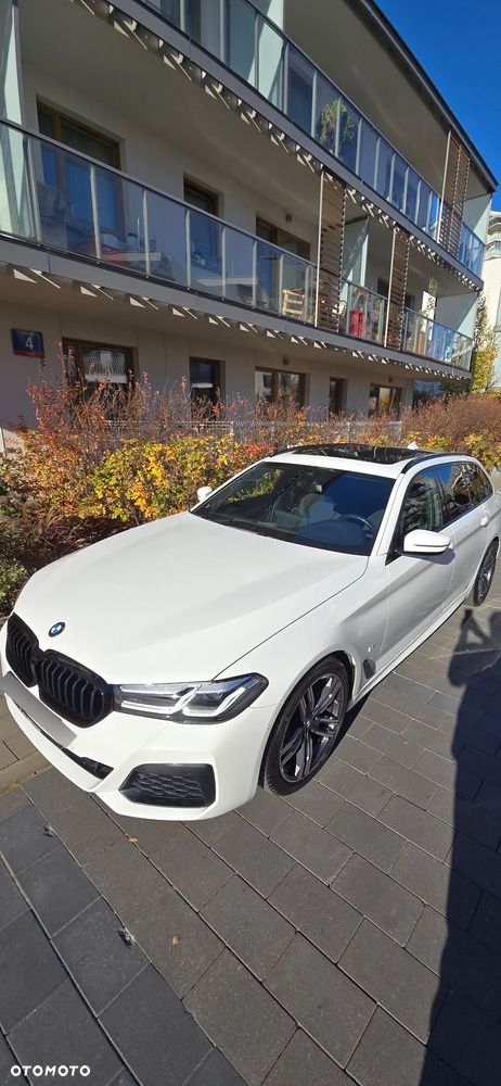 BMW Seria 5 520d xDrive M Sport sport - 9