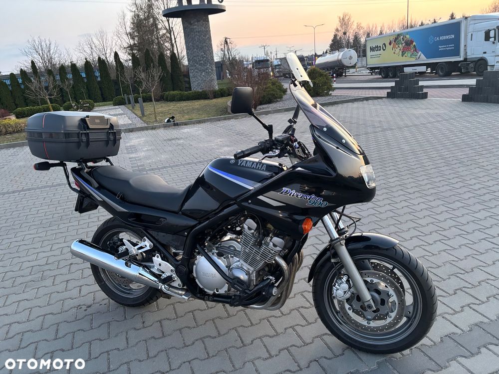 Yamaha XJ - 28