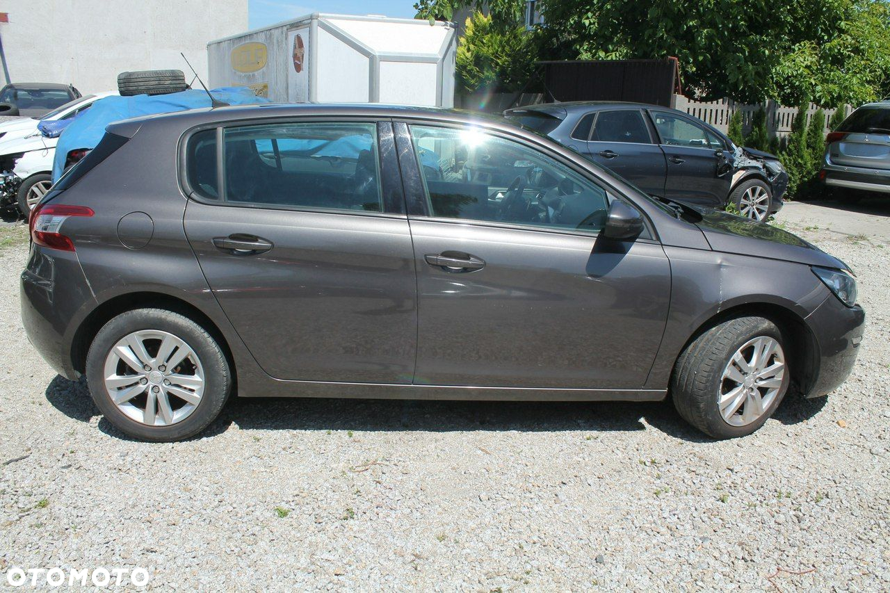 Peugeot 308 - 4