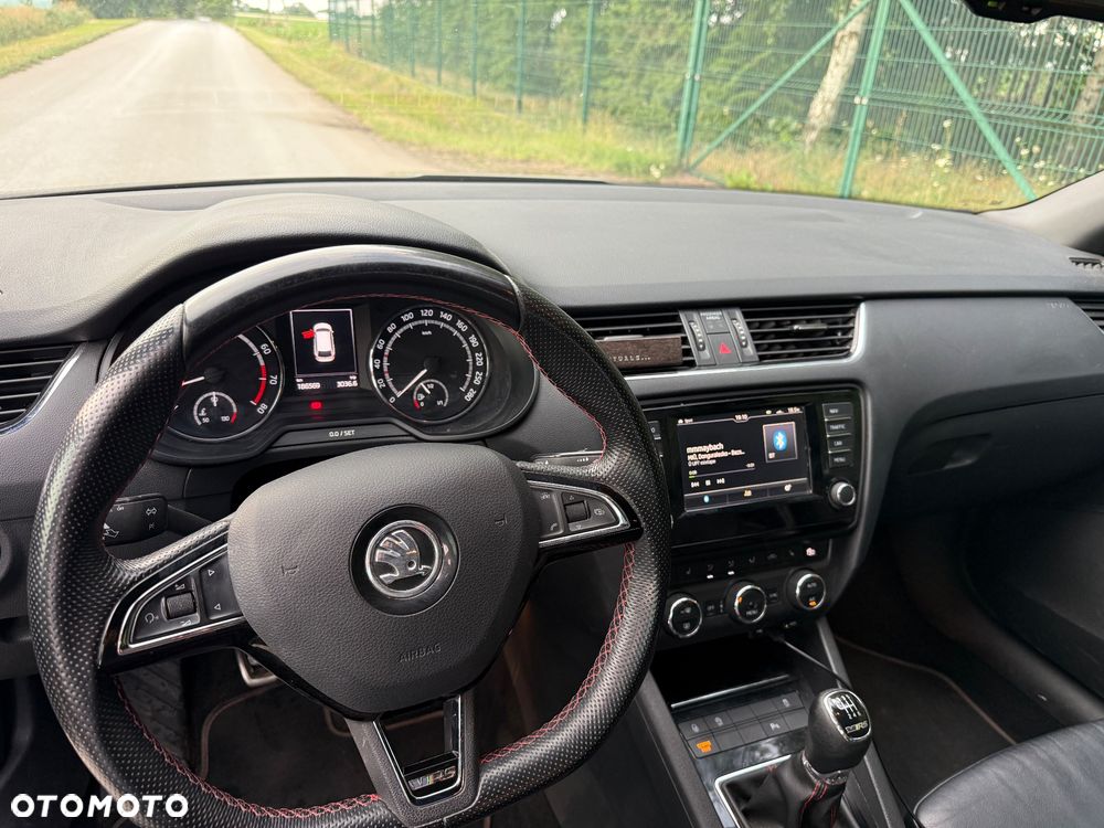 Skoda Octavia 2.0 TSI RS 230 - 8