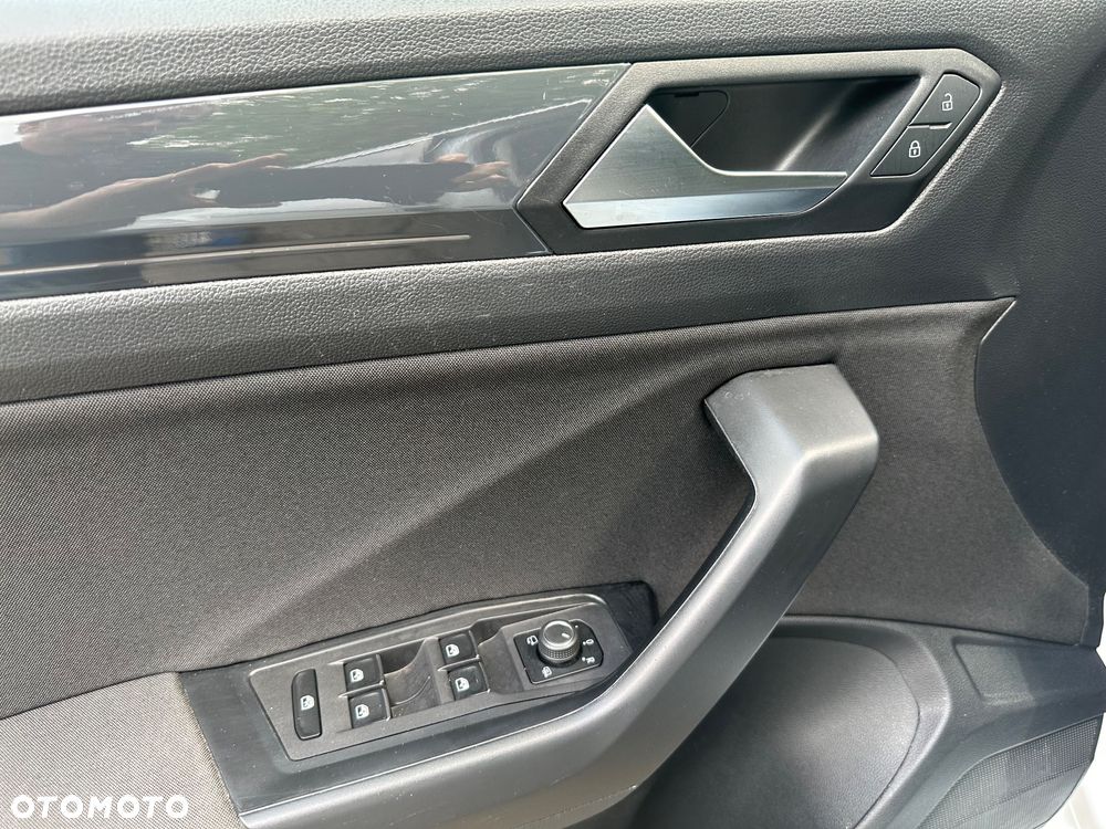 Volkswagen T-Roc 1.5 TSI GPF ACT Premium - 22