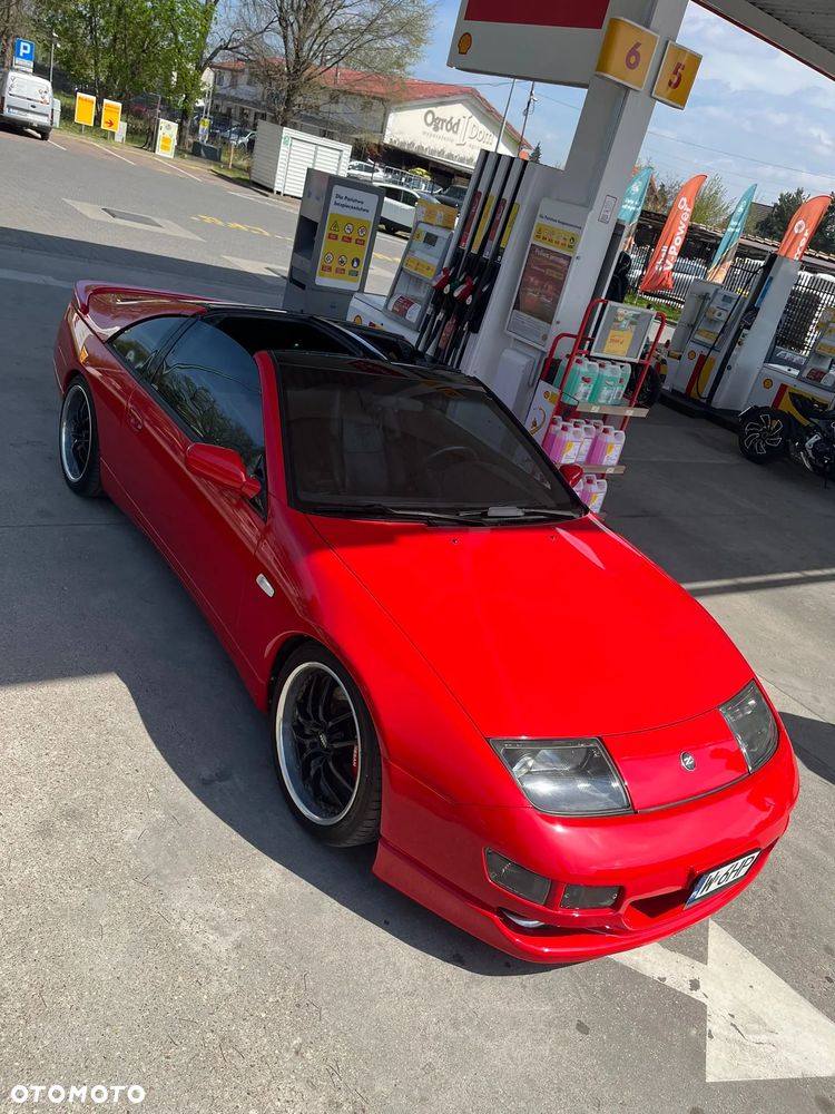Nissan 300 ZX - 11
