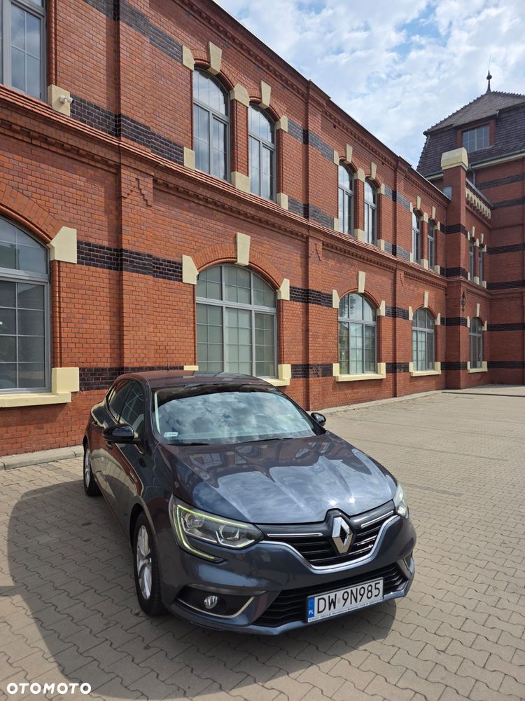 Renault Megane 1.2 Energy TCe Limited - 3