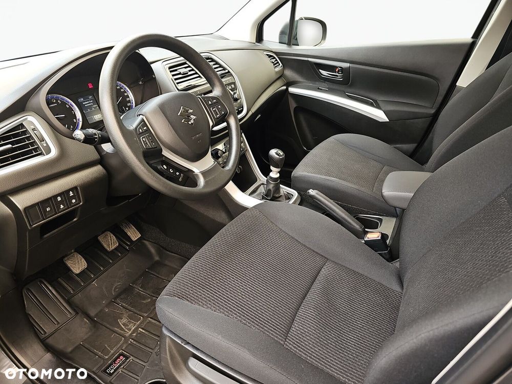 Suzuki SX4 S-Cross - 14