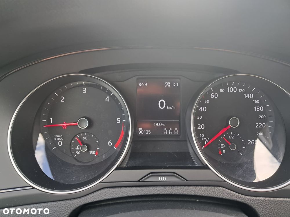Volkswagen Passat 2.0 TDI EVO Elegance DSG - 18