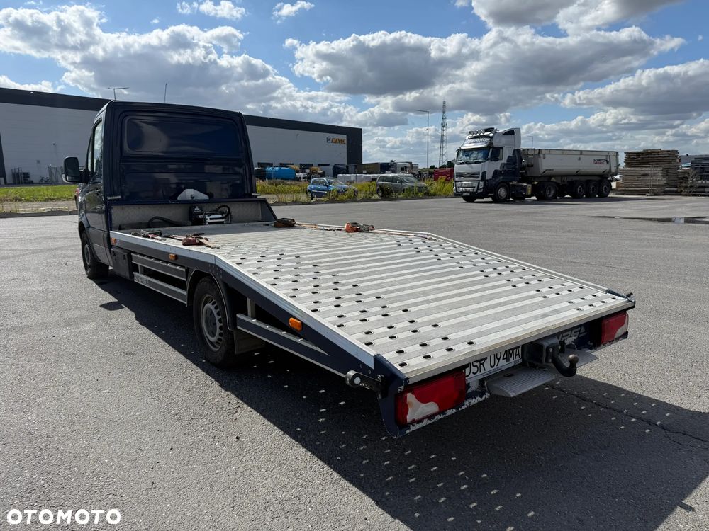 Mercedes-Benz Sprinter - 7