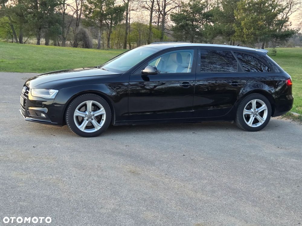 Audi A4 Avant 2.0 TDI DPF Ambiente - 13