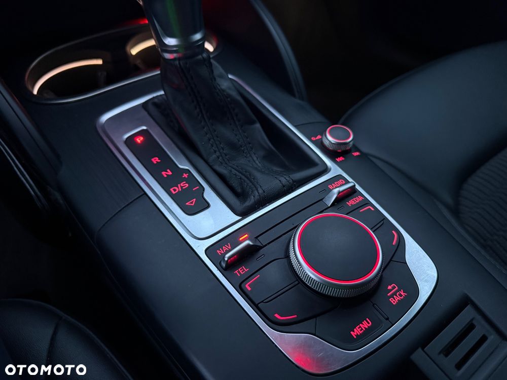 Audi A3 Sportback 1.4 TFSI g-tron S tronic Ambiente - 21