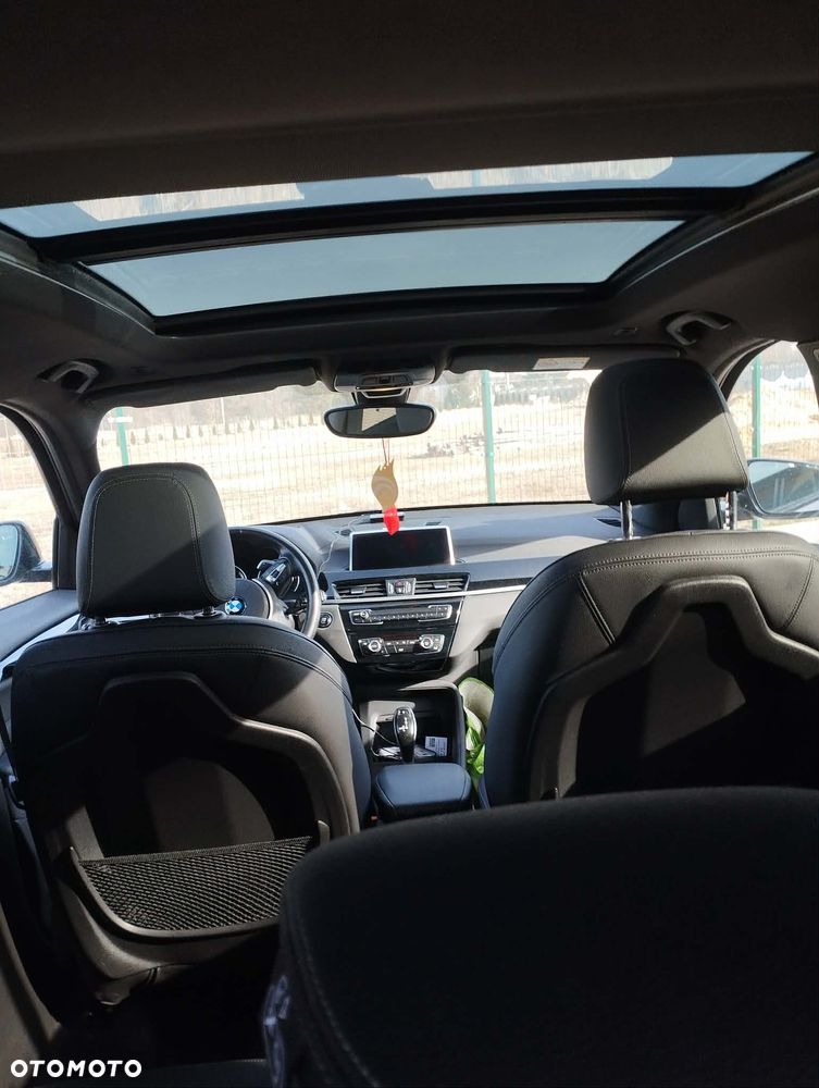 BMW X1 sDrive18d xLine - 7