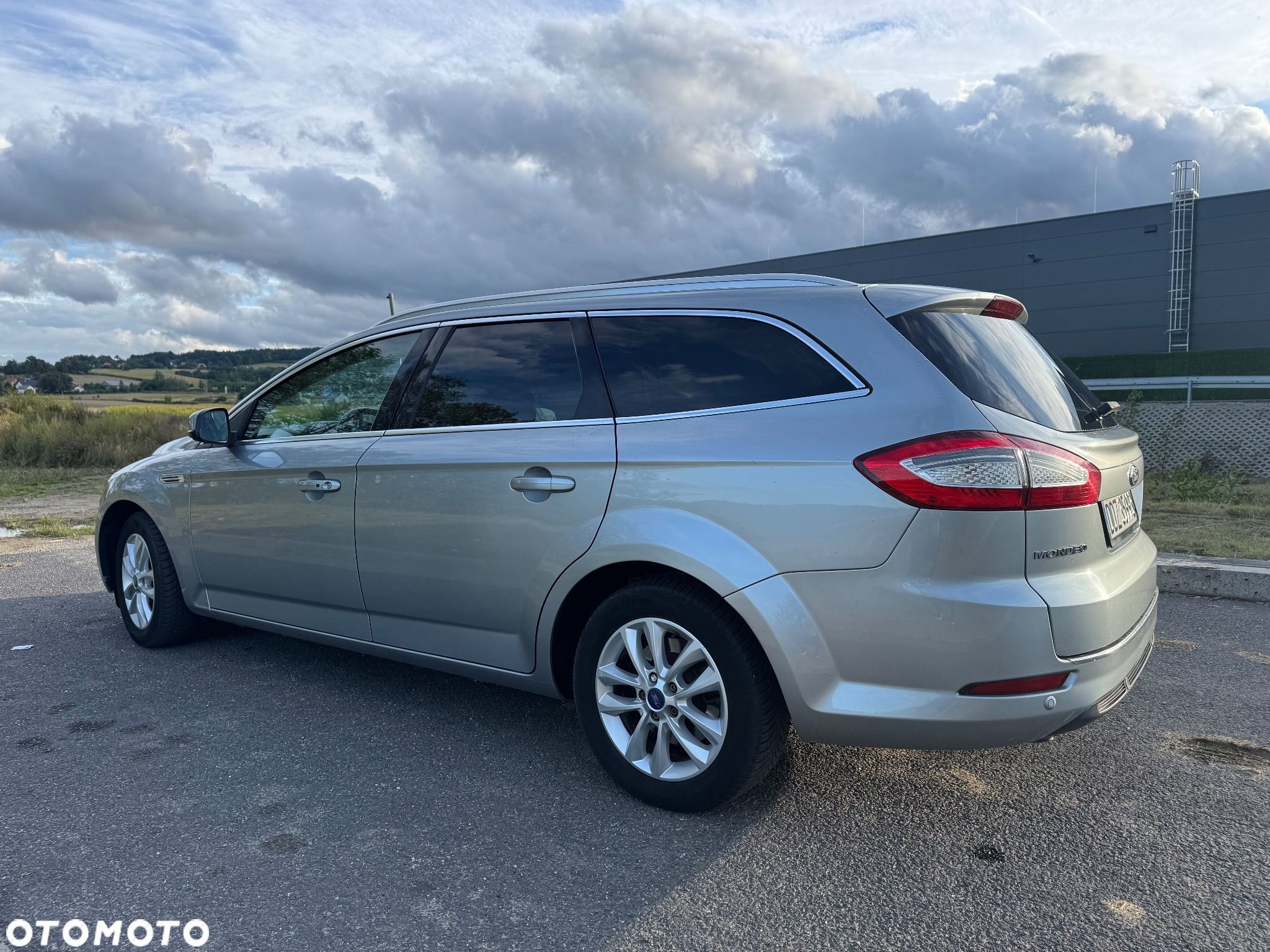 Ford Mondeo 2.0 TDCi Titanium - 12