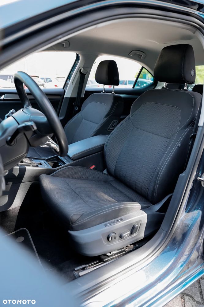 Skoda Superb 2.0 TSI Style DSG - 11