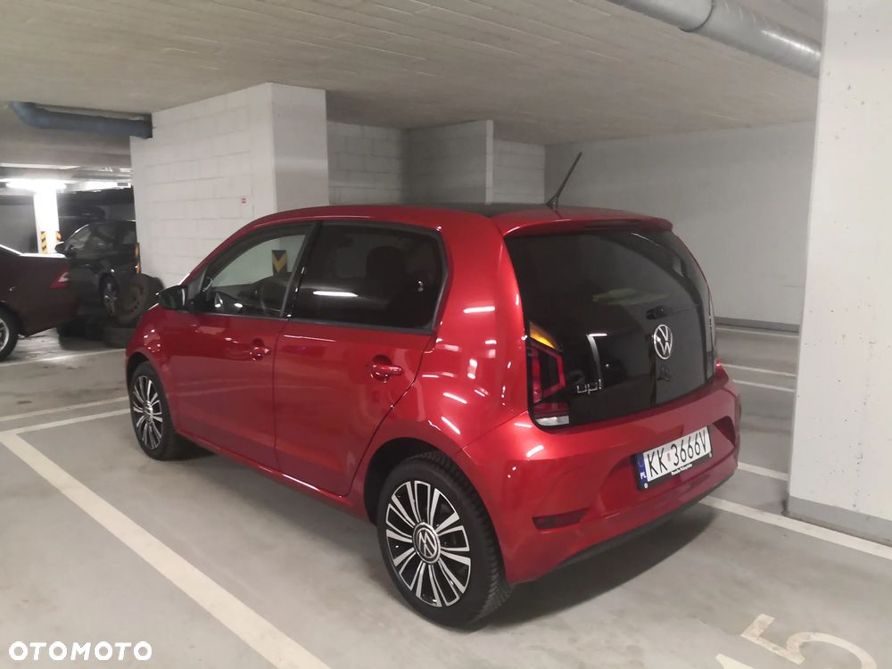 Volkswagen up! 1.0 Black Style - 2