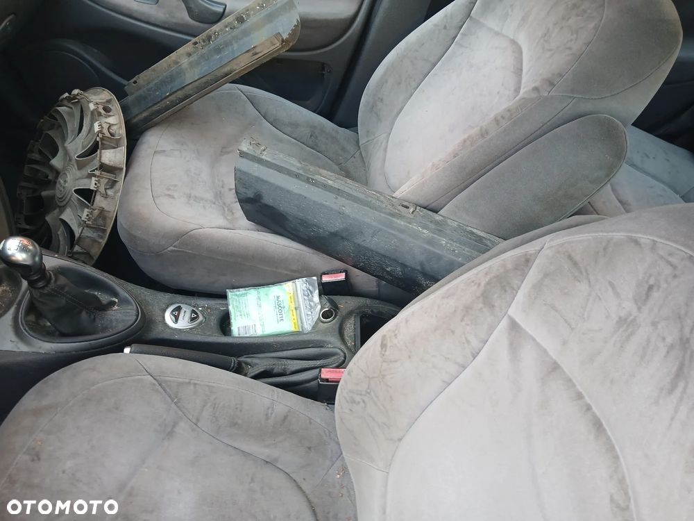 CITROEN C5 II LIFT KOMBI EYTC fotel fotele kanapa deska kokpit podsufitka boczek boczki klamka - 6