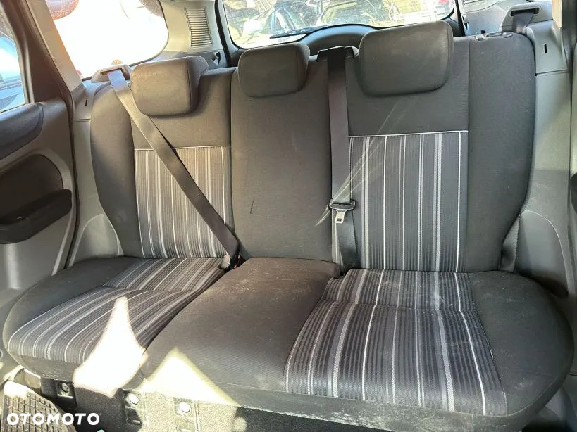 FORD FOCUS MK2 LIFT KOMBI 07-11 1.6 TDCI ZDERZAK TYŁ TYLNI R8 - 9