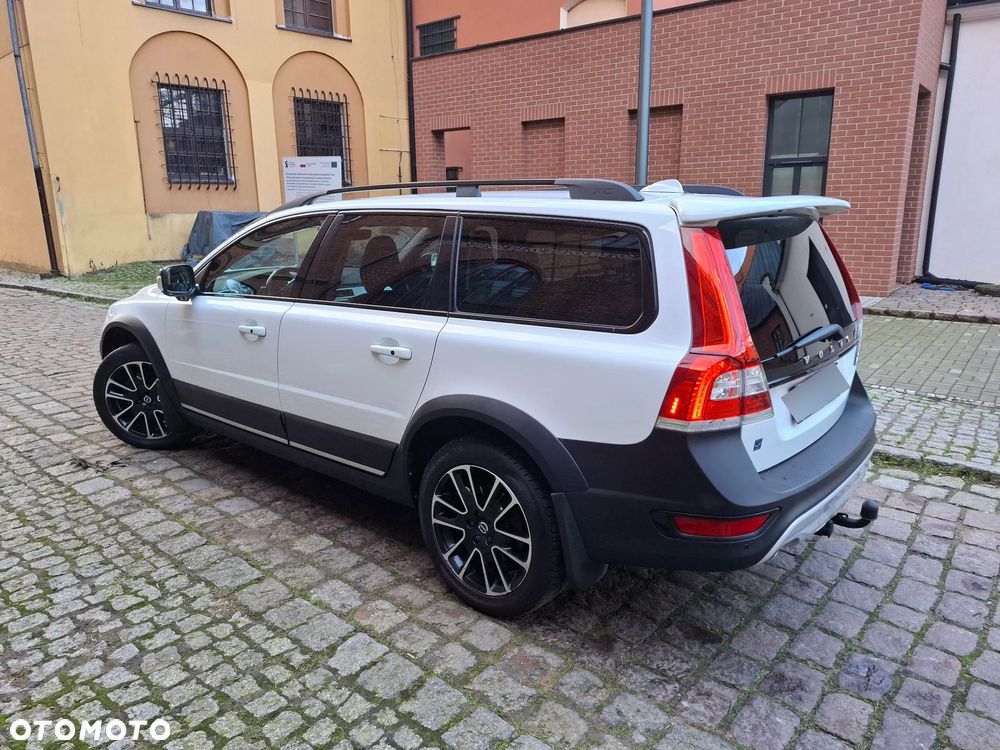 Volvo XC 70 - 8