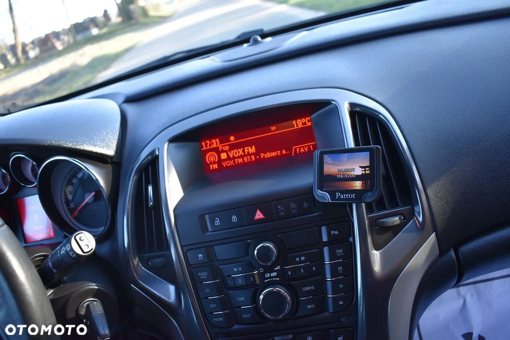 Opel Astra 1.4 Turbo Sport - 29