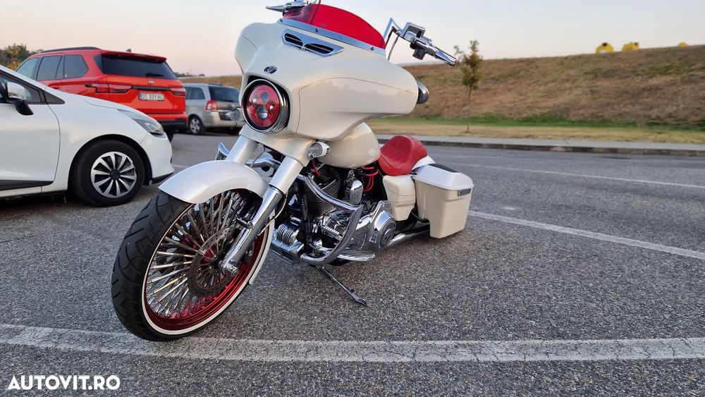 Harley-Davidson S Street Glide Special - 2