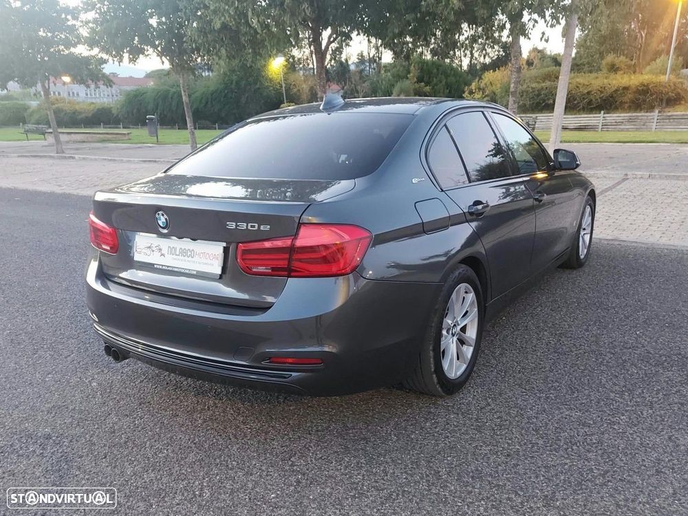 BMW 330 e iPerformance Line Luxury foto 5