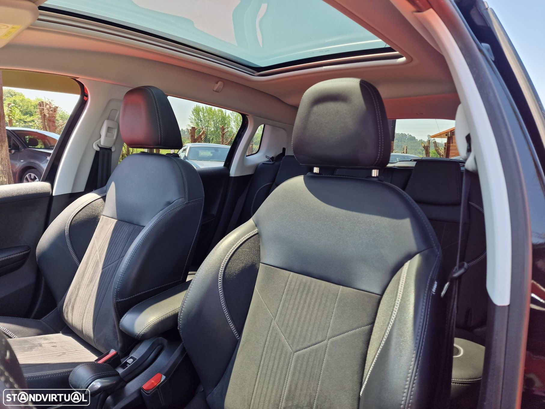 Peugeot 2008 1.2 PureTech Crossway - 10