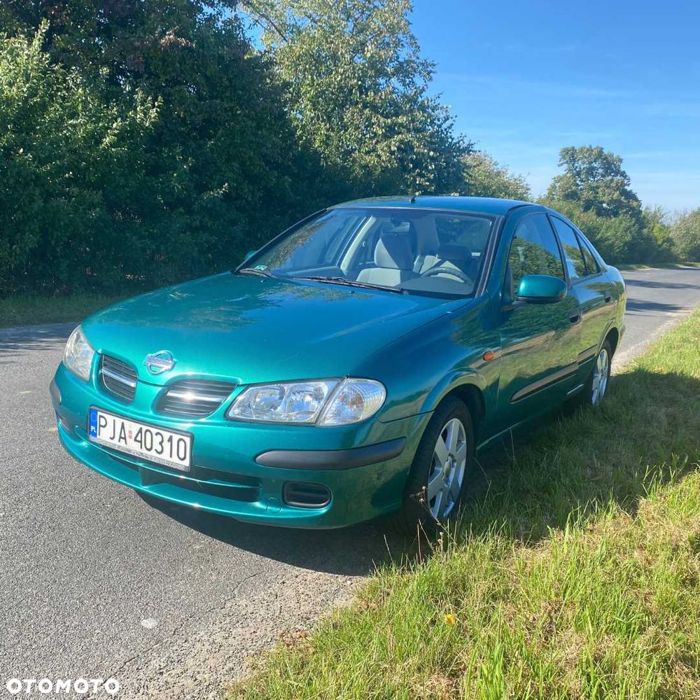 Nissan Almera 2002 photo 2