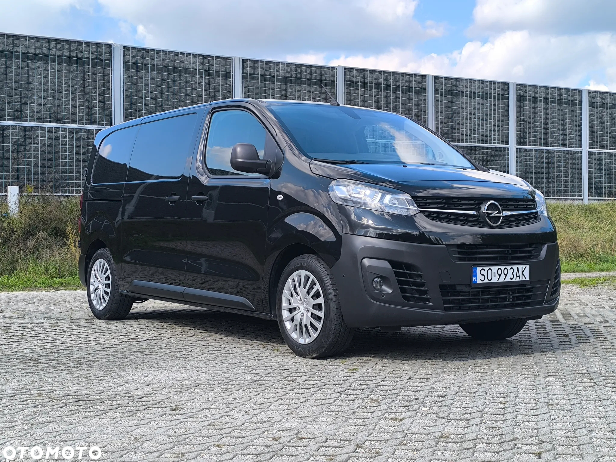 Opel VIVARO - 8