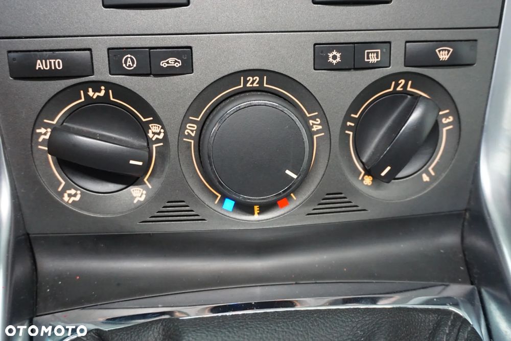 Opel Antara 2.2 CDTI 4x4 Cosmo - 36