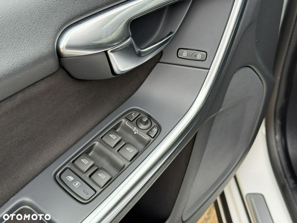 Volvo V60 T6 AWD Polestar - 27